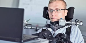 Selecting accessible devices