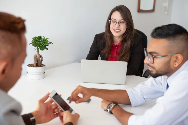 Smart Way to Compare Health Insurance Plans Using Your Smartphone